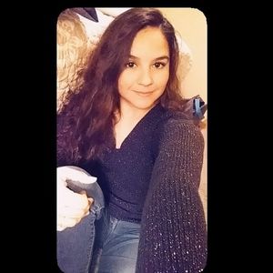 Meet your Posher, Noemi